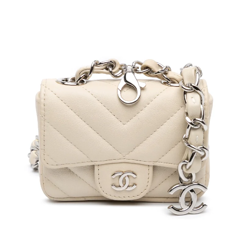 Chanel bags with chain and leather strap combinationsWhite Chanel Mini Chevron Lambskin Card Holder Chain Belt Bag