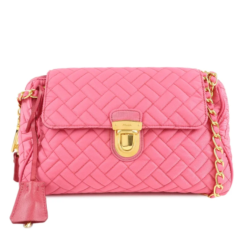 Ladies Prada Galleria bags with gold - toned hardware for a luxurious touchPRADA Nylon Leather Chain Shoulder Bag Pink BR4965