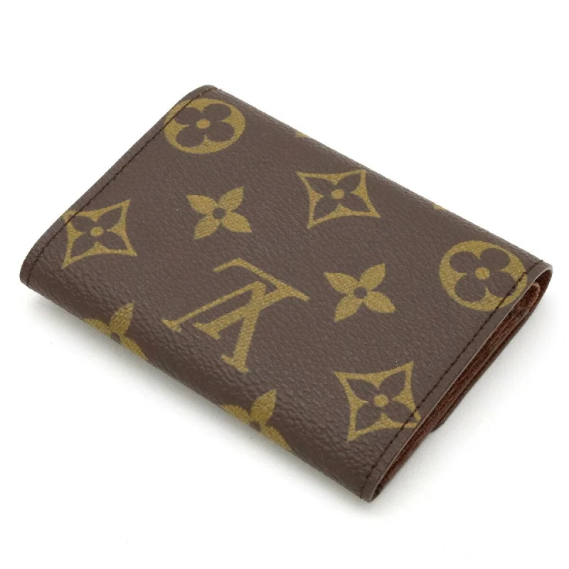 Louis Vuitton bags with a magnetic snap closure for easy accessLOUIS VUITTON Monogram Portomone Plastic Coin Case Purse M61930