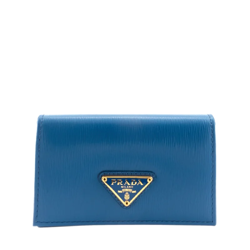 Ladies Prada Galleria bags with a textured leather surface for a more tactile lookLeather Card Holder