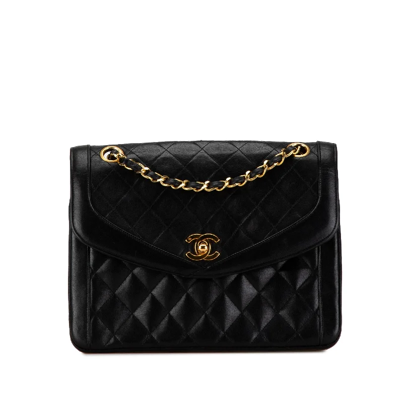 Chanel Designer Handbag with Unique DesignBlack Chanel CC Quilted Lambskin Single Flap Shoulder Bag