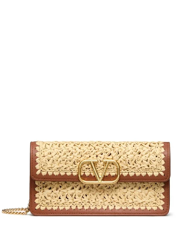 Valentino bags for the modern womanWomen's Vlogo Signature Wallet W/strap in Natursell | 5W2P0S93PXW