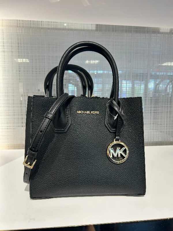 Michael Michael Kors Bags for fashion weeks to showcase the latest trendsMichael Kors Mercer Medium Satchel In Black (Incoming stock)