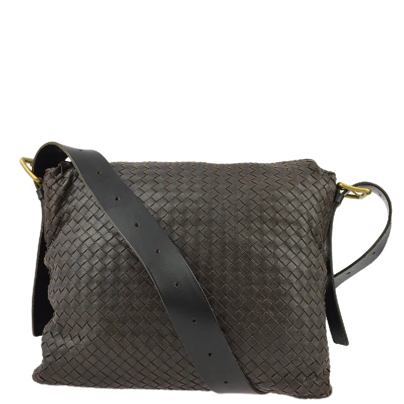 Bottega Veneta bags for garden partiesBottega Veneta Brown Intrecciato Messenger Bag