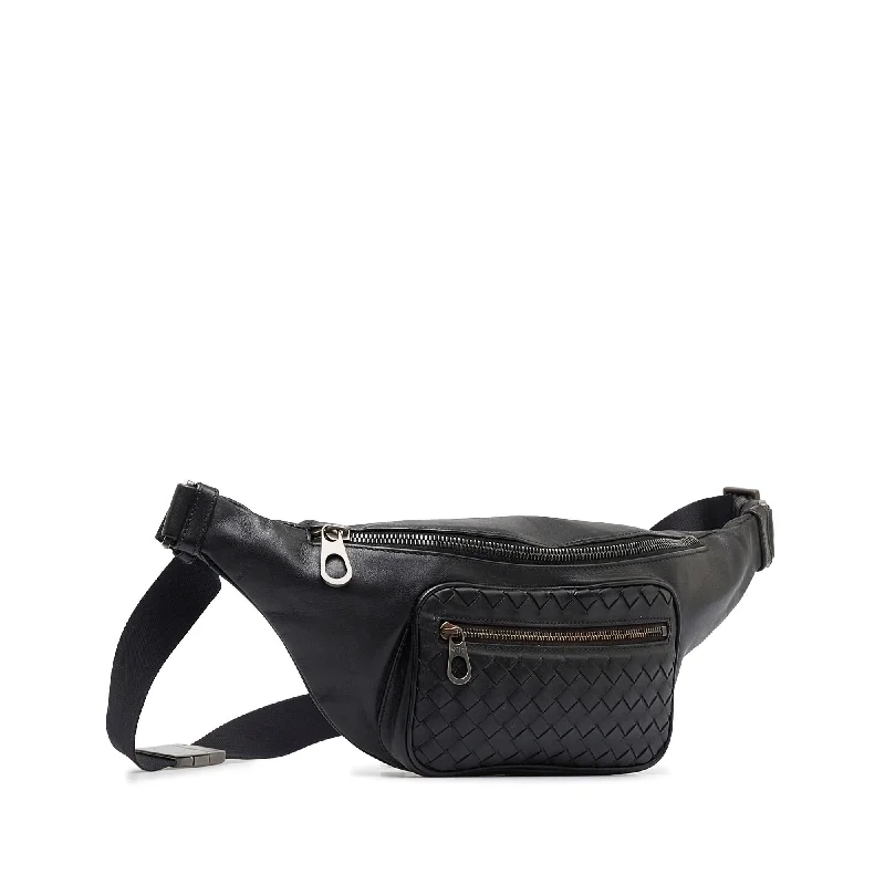 Bottega Veneta mini bags for summer outingsBottega Veneta Intrecciato Belt Bag (SHG-GhbAYD)