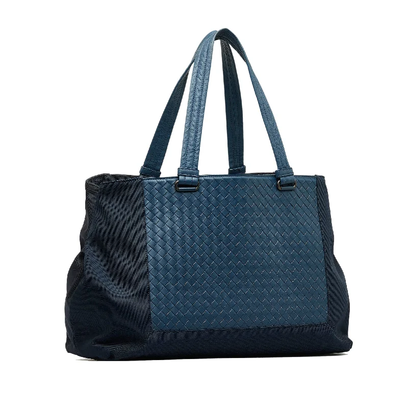 Bottega Veneta bags with detachable strapsBlue Bottega Veneta Intrecciato Tote