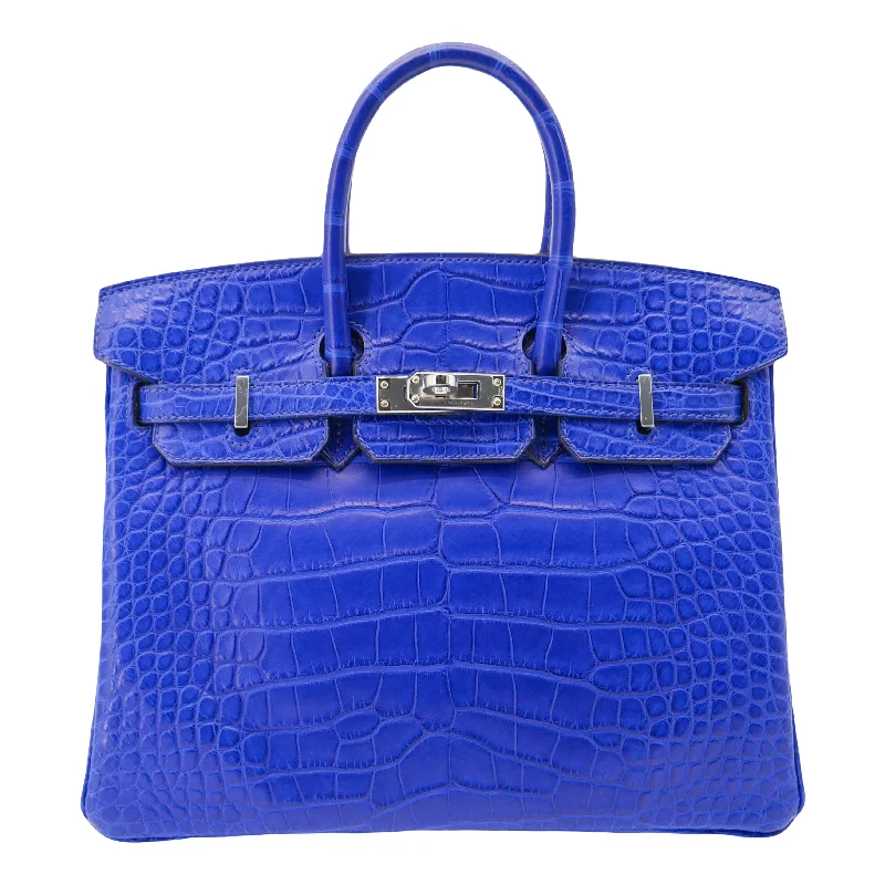 Hermès Kelly Bags with a key - lock and keychain setHermes Birkin Bags in a Deep Navy Blue for a Classic and Elegant LookHermès 25cm Birkin Bleu Electrique Matte Alligator Palladium Hardware