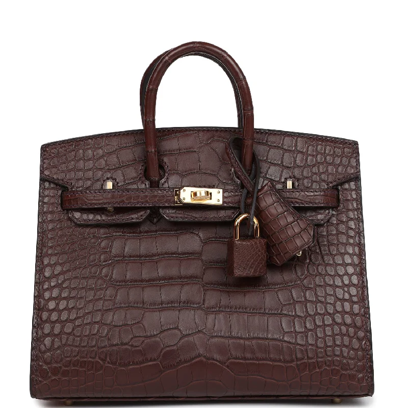 Hermès Kelly Bags made of exotic alligator leather for ultimate luxuryHermes Birkin Bags in a Rare Lilac Shade for a Stand - Out LookHermes Birkin Sellier 20 Havane Matte Alligator Gold Hardware