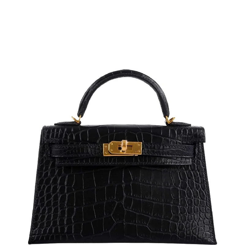 Hermès Kelly Bags made of exotic alligator leather for ultimate luxuryHermès Kelly 20 Mini II Sellier Black Matte Alligator Gold Hardware