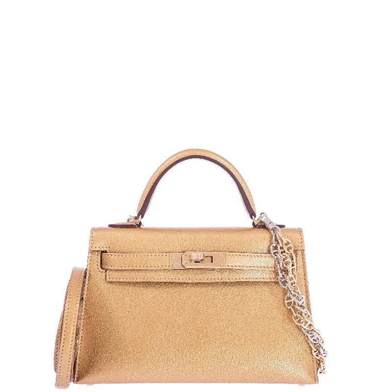 Hermès Kelly Bags with a leather - wrapped turnlock for added eleganceHermès Kelly 20 Mini Sellier Olympic Gold Metallic Doré Chevre Chamkilight Gold Hardware