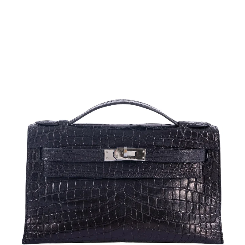 Hermès Kelly Bags made of exotic alligator leather for ultimate luxuryHermès Kelly Pochette Black Matte Nilo Crocodile Palladium Hardware