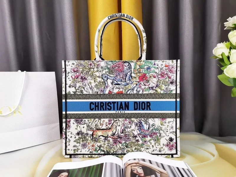 Luxury Christian Dior crossbody bags with a chain - link strapChristian Dior  Bags - 2607