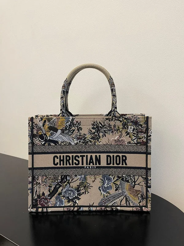 High - fashion Christian Dior bags with a geometric patternChristian Dior  Bags - 2616