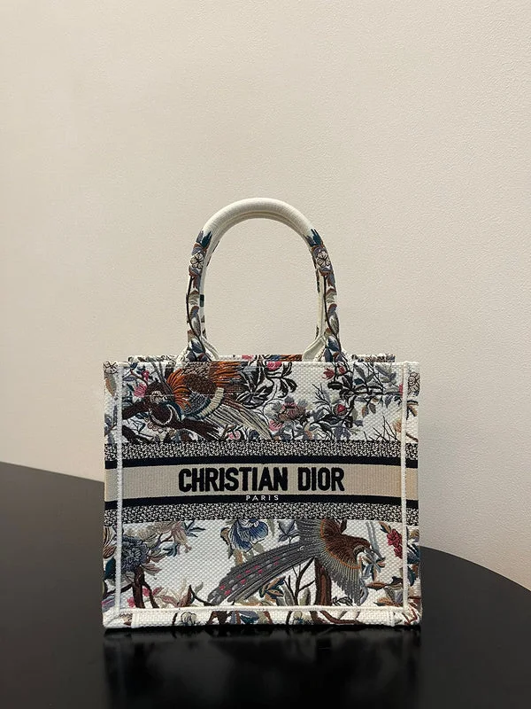 Christian Dior Saddle bags with a distressed leather finishChristian Dior  Bags - 2619