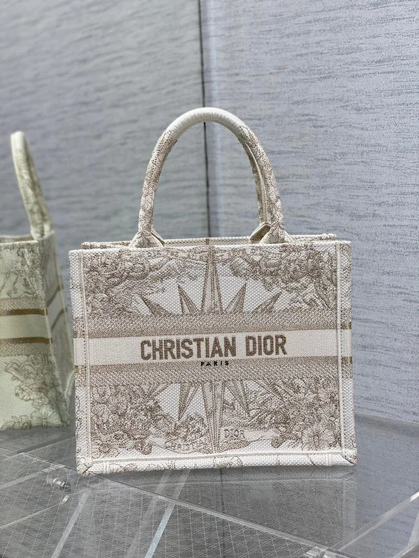 Christian Dior handbags with a back - pocket for quick storageChristian Dior  Bags - 2663