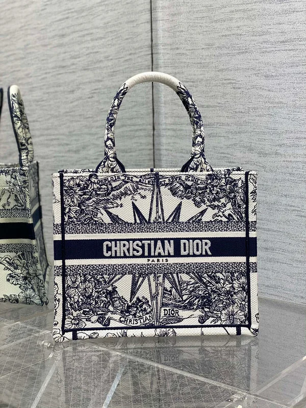 Fashion - forward Christian Dior tote bags for the modern womanChristian Dior  Bags - 2685