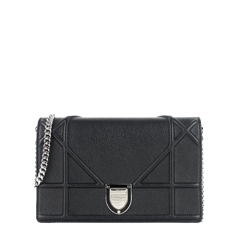 Stylish Christian Dior shoulder bags with a tassel - adorned zipperDiorama Wallet on Chain Calfskin Leather Bag